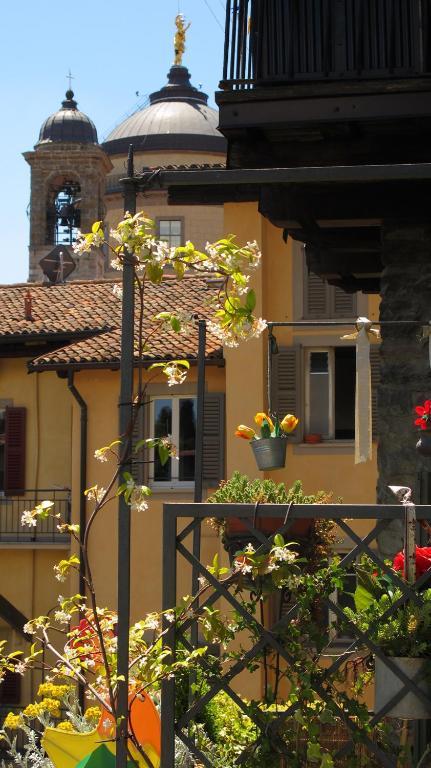 Apartamento La Torta Di Mele Bérgamo Exterior foto