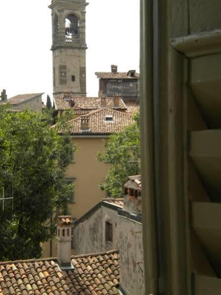 Apartamento La Torta Di Mele Bérgamo Exterior foto